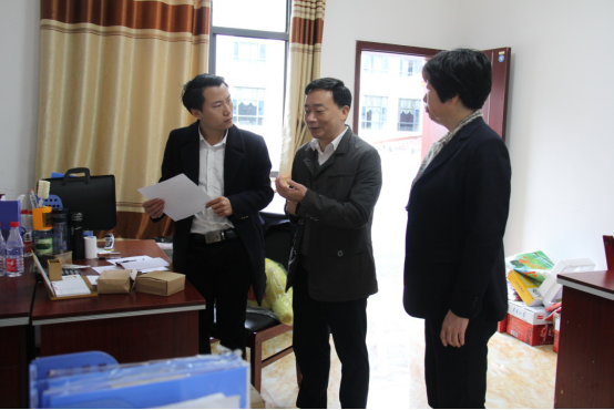 江西省总工会井冈山职工教育培训中心召开新学期教职工大会621.png