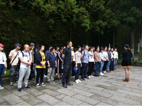 中华全国总工会国际交流中心组织党员干部在井冈山举办红色文化教育培训班36.png