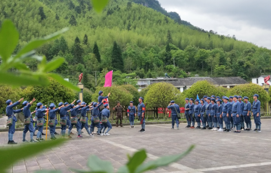 中华全国总工会国际交流中心组织党员干部在井冈山举办红色文化教育培训班616.png