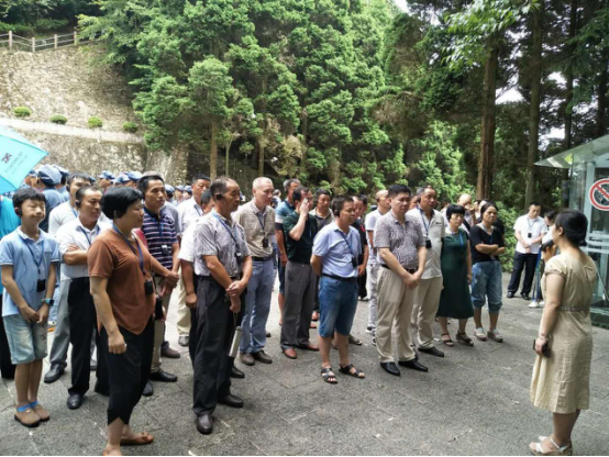 宜春市劳模在井冈山开展休养和红色教育活动325.png